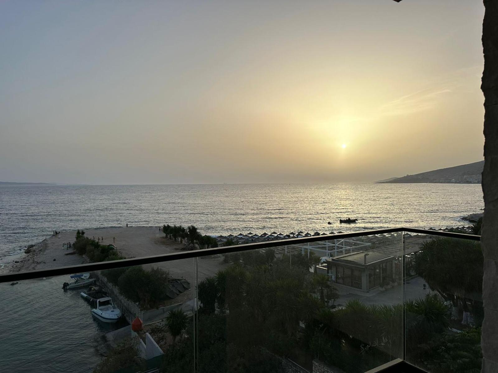Oni Rooms Saranda Kültér fotó